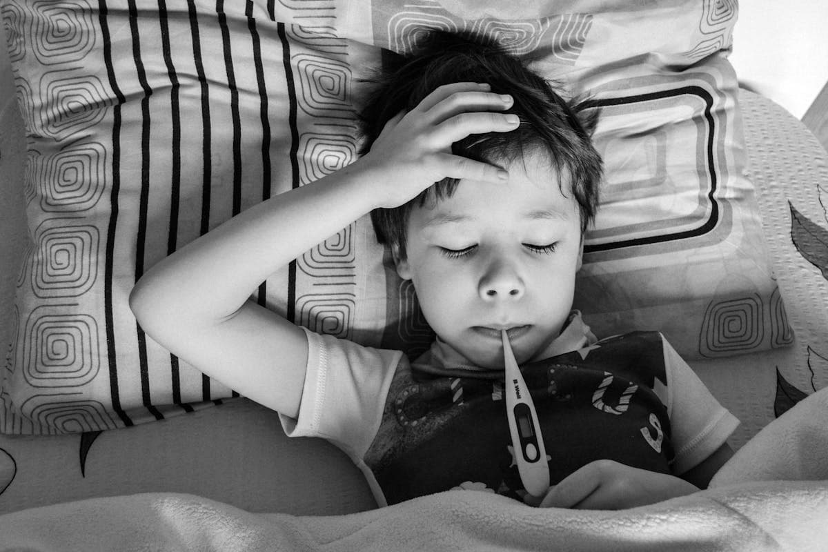 Antipiréticos para niños: paracetamol vs ibuprofeno y dosis según peso