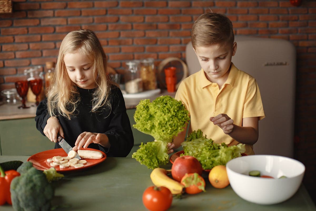 Vitaminas para niños en edad escolar: qué tiene sentido y qué no